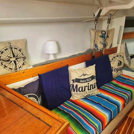 Stlocavoile 4, Bateau Seuls A Bord Hotel Порто-Векио Екстериор снимка